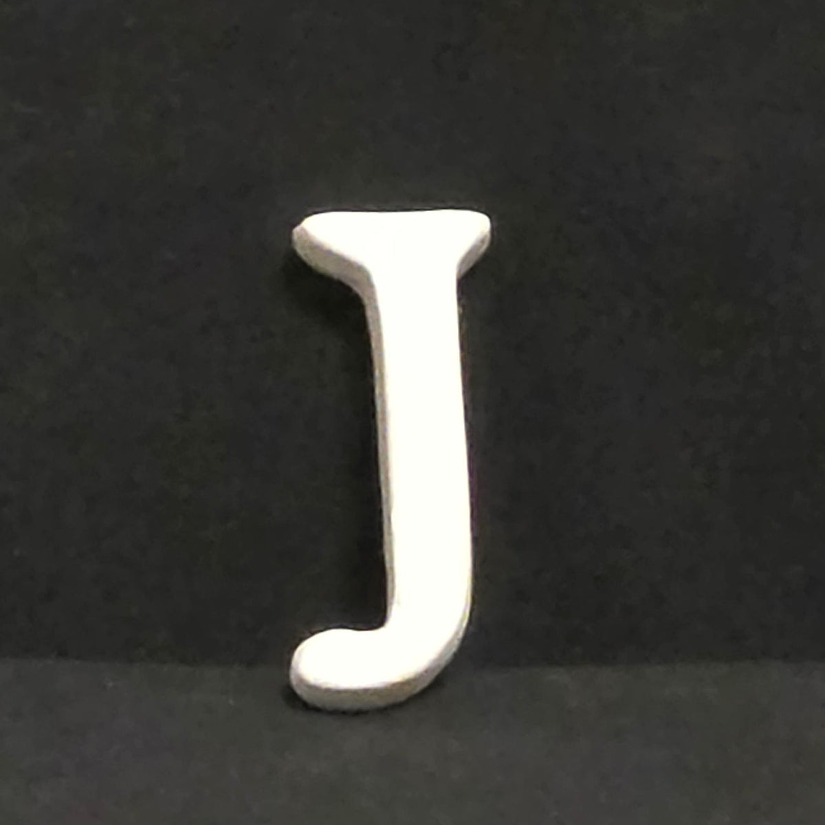 Kleiner Buchstabe J