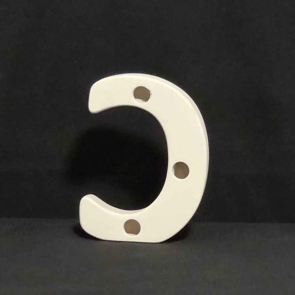 stehender Buchstabe C