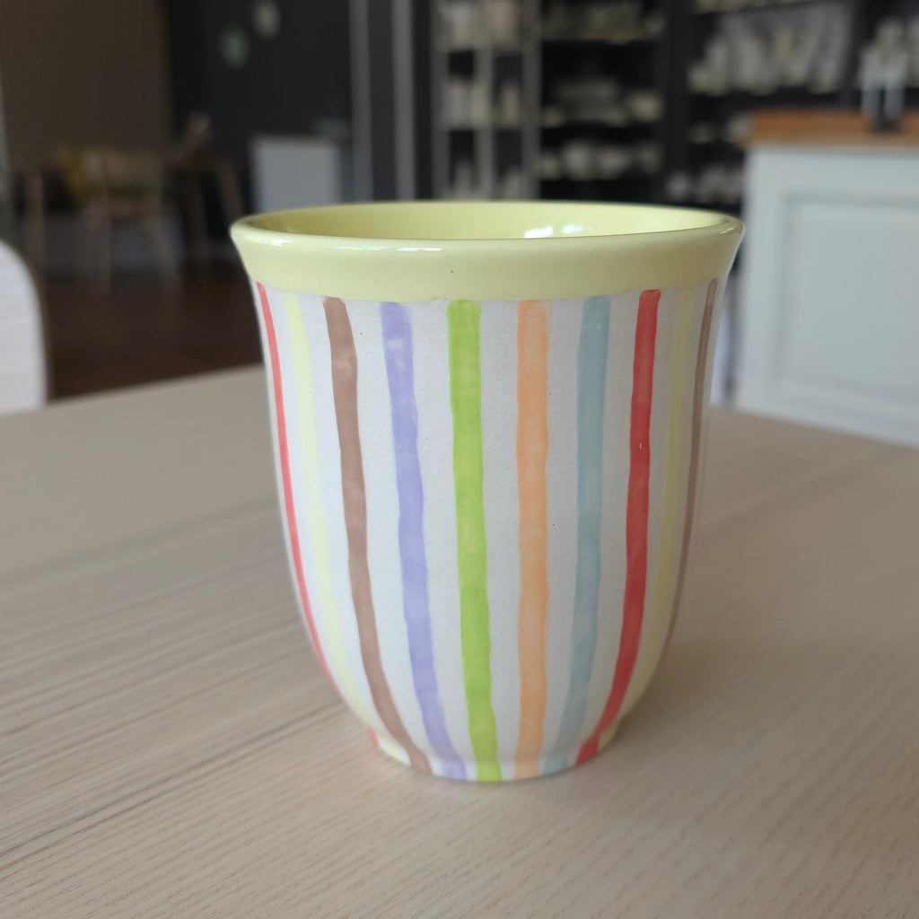 Office Becher
